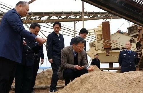 機(jī)制砂進(jìn)入“黃金時(shí)代”，機(jī)遇與挑戰(zhàn)并行，如何抓住機(jī)遇，你需要知道這四點(diǎn)！